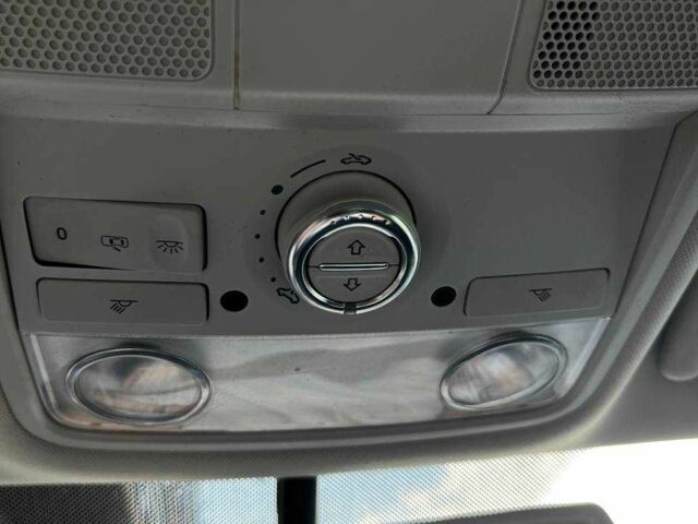 Синій Фольксваген Гольф, об'ємом двигуна 1.4 л та пробігом 212 тис. км за 7399 $, фото 8 на Automoto.ua