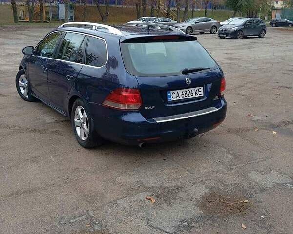 Синий Фольксваген Гольф, объемом двигателя 1.6 л и пробегом 313 тыс. км за 6350 $, фото 3 на Automoto.ua