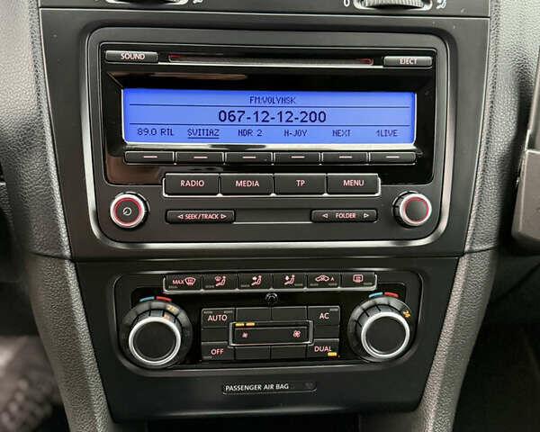 Синій Фольксваген Гольф, об'ємом двигуна 1.6 л та пробігом 258 тис. км за 8100 $, фото 50 на Automoto.ua