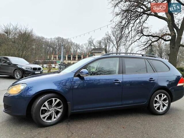 Синий Фольксваген Гольф, объемом двигателя 1.6 л и пробегом 292 тыс. км за 5990 $, фото 6 на Automoto.ua