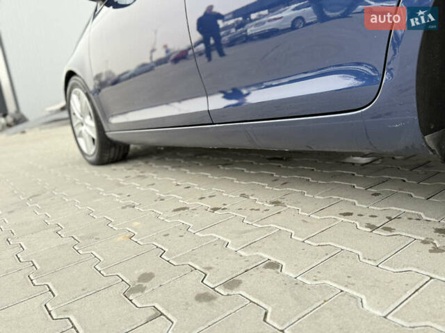 Синій Фольксваген Гольф, об'ємом двигуна 1.6 л та пробігом 258 тис. км за 8100 $, фото 10 на Automoto.ua