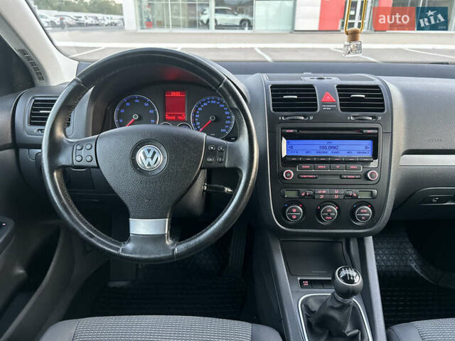 Синий Фольксваген Гольф, объемом двигателя 0 л и пробегом 190 тыс. км за 7300 $, фото 69 на Automoto.ua