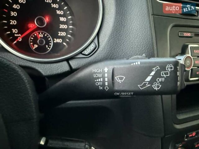 Синий Фольксваген Гольф, объемом двигателя 1.6 л и пробегом 289 тыс. км за 7400 $, фото 34 на Automoto.ua