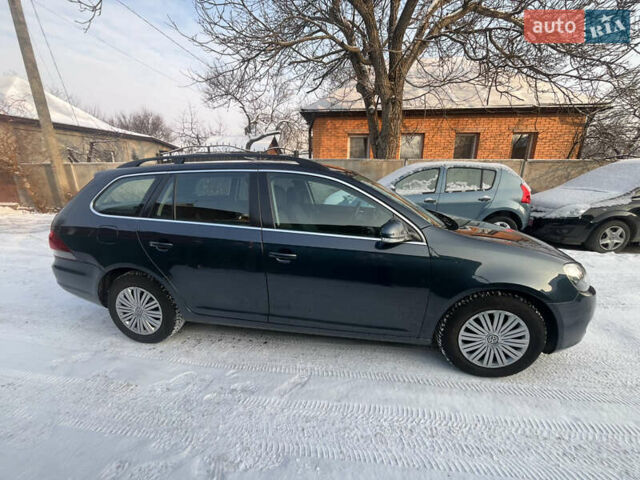 Синий Фольксваген Гольф, объемом двигателя 1.6 л и пробегом 211 тыс. км за 8200 $, фото 7 на Automoto.ua