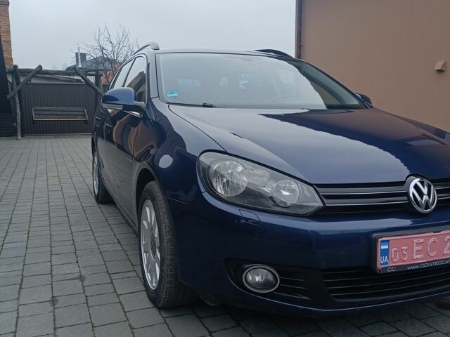 Синий Фольксваген Гольф, объемом двигателя 2 л и пробегом 256 тыс. км за 8800 $, фото 1 на Automoto.ua