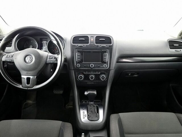 Синий Фольксваген Гольф, объемом двигателя 2 л и пробегом 270 тыс. км за 3500 $, фото 4 на Automoto.ua