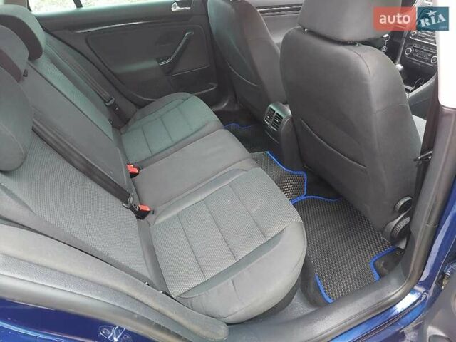 Синий Фольксваген Гольф, объемом двигателя 1.39 л и пробегом 191 тыс. км за 5999 $, фото 15 на Automoto.ua