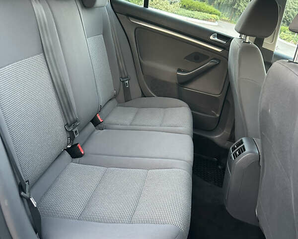 Синий Фольксваген Гольф, объемом двигателя 0 л и пробегом 190 тыс. км за 7300 $, фото 128 на Automoto.ua