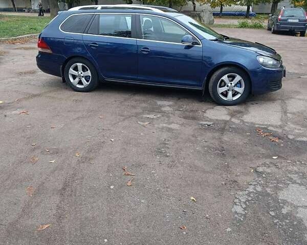 Синий Фольксваген Гольф, объемом двигателя 1.6 л и пробегом 313 тыс. км за 6350 $, фото 4 на Automoto.ua