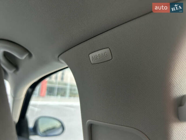 Синий Фольксваген Гольф, объемом двигателя 0 л и пробегом 190 тыс. км за 7300 $, фото 72 на Automoto.ua