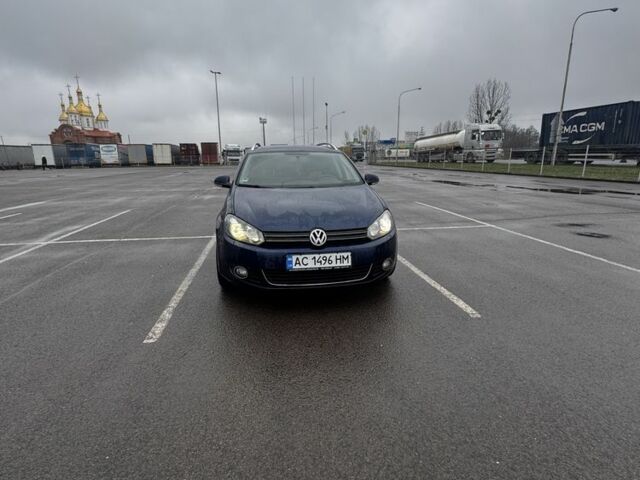 Синий Фольксваген Гольф, объемом двигателя 1.6 л и пробегом 260 тыс. км за 8950 $, фото 1 на Automoto.ua