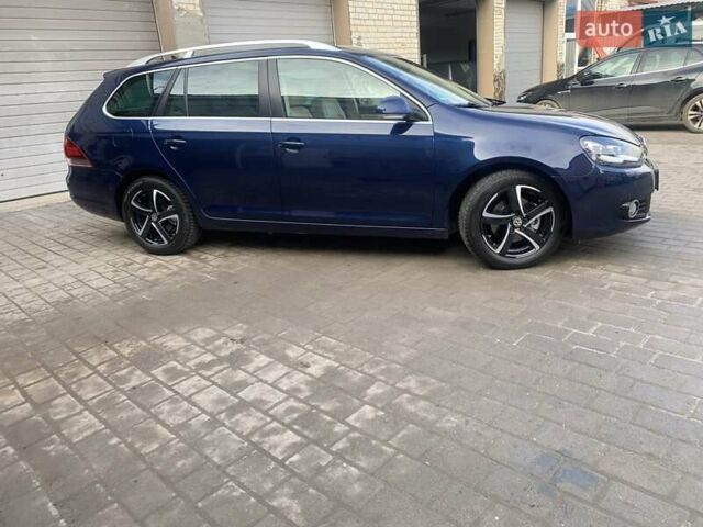 Синий Фольксваген Гольф, объемом двигателя 1.6 л и пробегом 123 тыс. км за 10999 $, фото 4 на Automoto.ua