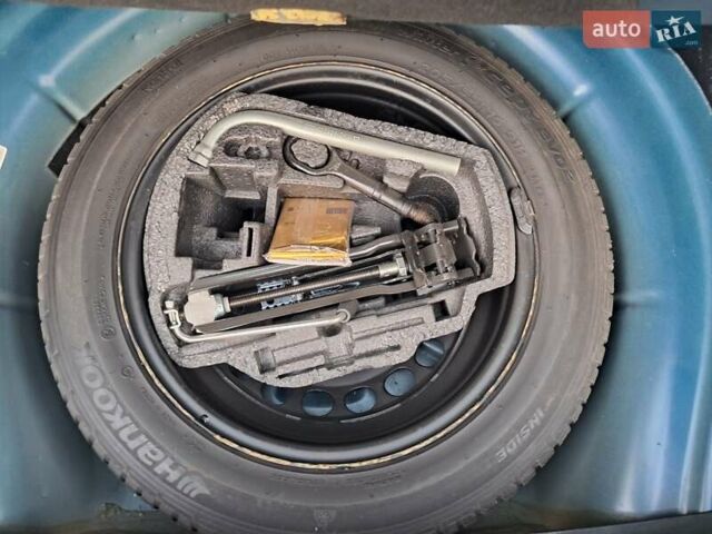 Синий Фольксваген Гольф, объемом двигателя 1.6 л и пробегом 235 тыс. км за 7500 $, фото 11 на Automoto.ua