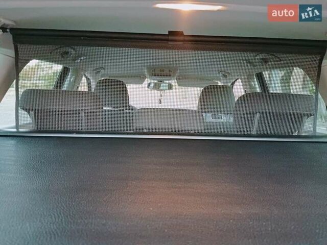 Синий Фольксваген Гольф, объемом двигателя 1.6 л и пробегом 296 тыс. км за 7550 $, фото 20 на Automoto.ua