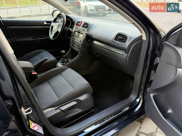 Синій Фольксваген Гольф, об'ємом двигуна 1.6 л та пробігом 266 тис. км за 7950 $, фото 14 на Automoto.ua