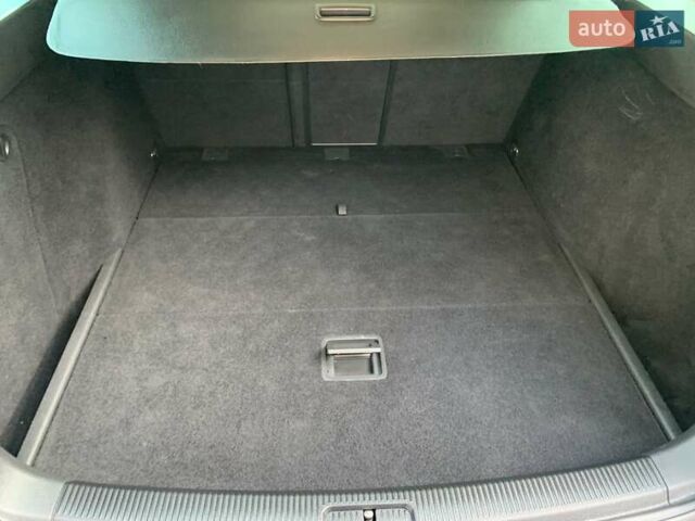 Синий Фольксваген Гольф, объемом двигателя 1.6 л и пробегом 123 тыс. км за 10999 $, фото 49 на Automoto.ua