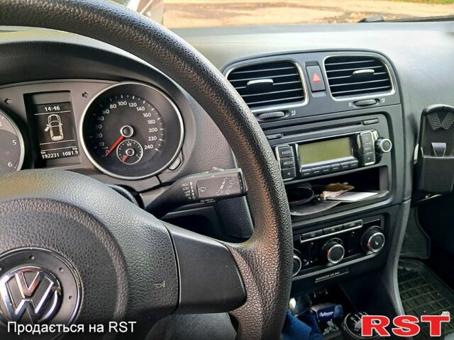 Синий Фольксваген Гольф, объемом двигателя 1.6 л и пробегом 195 тыс. км за 7700 $, фото 6 на Automoto.ua