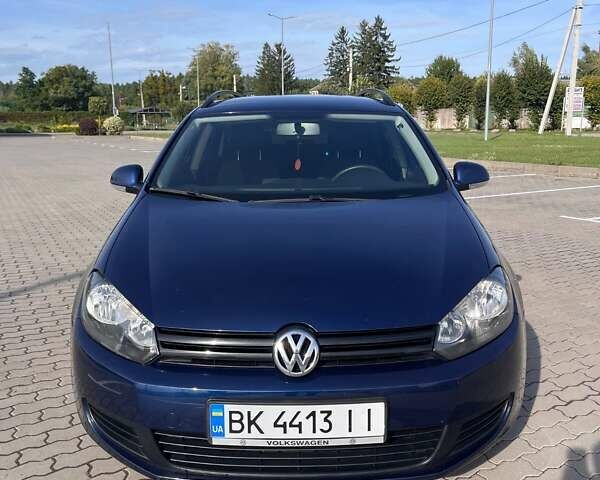 Синий Фольксваген Гольф, объемом двигателя 1.6 л и пробегом 296 тыс. км за 7400 $, фото 1 на Automoto.ua