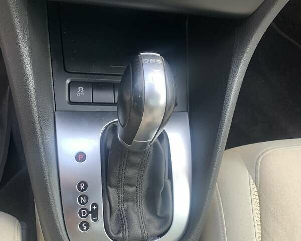 Синий Фольксваген Гольф, объемом двигателя 1.6 л и пробегом 123 тыс. км за 10999 $, фото 31 на Automoto.ua