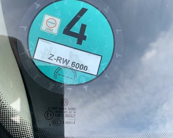 Синий Фольксваген Гольф, объемом двигателя 1.6 л и пробегом 123 тыс. км за 10999 $, фото 75 на Automoto.ua