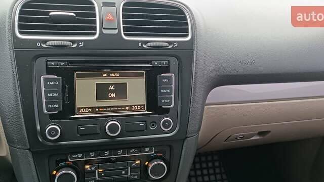 Фольксваген Гольф 2011 в Калуше на Automoto.ua Синий Фольксваген Гольф, объемом двигателя 1.6 л и пробегом 237 тыс. км за 8300 $, фото 16 на Automoto.ua