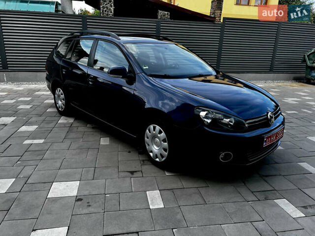 Синий Фольксваген Гольф, объемом двигателя 1.6 л и пробегом 228 тыс. км за 8499 $, фото 2 на Automoto.ua