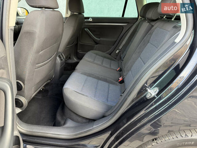 Синій Фольксваген Гольф, об'ємом двигуна 1.6 л та пробігом 266 тис. км за 7950 $, фото 11 на Automoto.ua