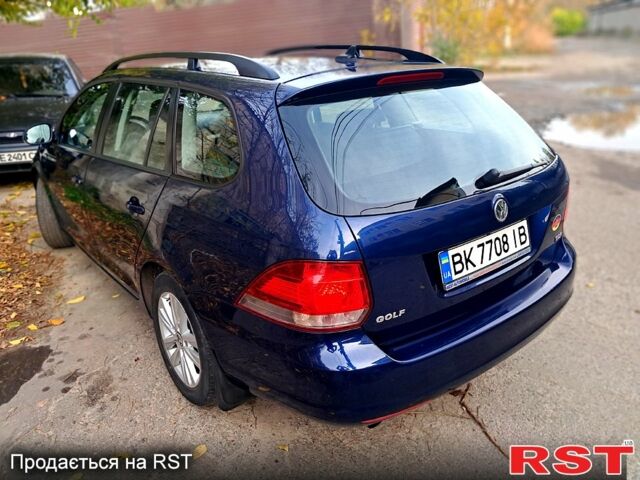 Синий Фольксваген Гольф, объемом двигателя 1.6 л и пробегом 195 тыс. км за 7700 $, фото 5 на Automoto.ua