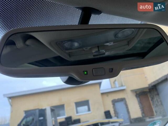 Синий Фольксваген Гольф, объемом двигателя 1.6 л и пробегом 123 тыс. км за 10999 $, фото 92 на Automoto.ua