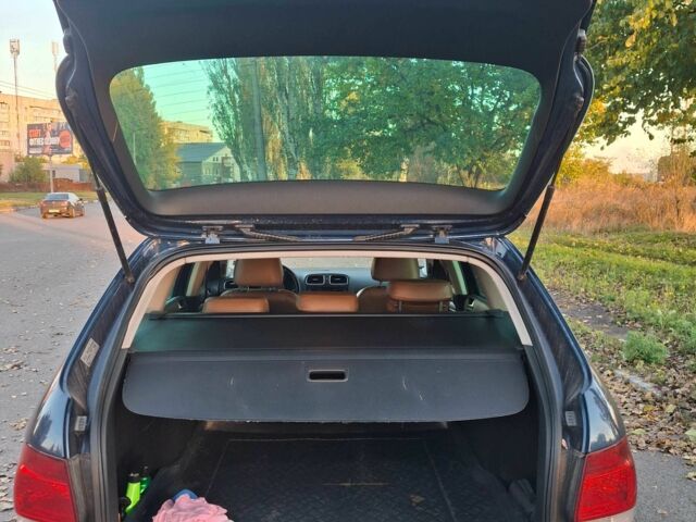 Синий Фольксваген Гольф, объемом двигателя 1.6 л и пробегом 239 тыс. км за 9100 $, фото 10 на Automoto.ua