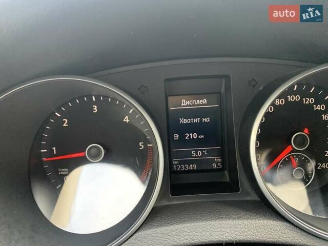 Синий Фольксваген Гольф, объемом двигателя 1.6 л и пробегом 123 тыс. км за 10999 $, фото 89 на Automoto.ua