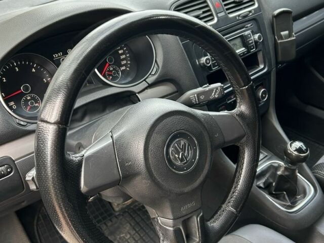 Синій Фольксваген Гольф, об'ємом двигуна 1.56 л та пробігом 320 тис. км за 6000 $, фото 11 на Automoto.ua