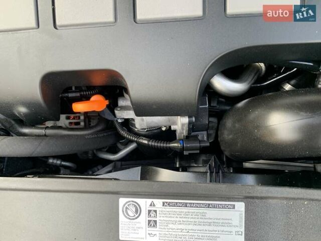 Синий Фольксваген Гольф, объемом двигателя 1.6 л и пробегом 123 тыс. км за 10999 $, фото 90 на Automoto.ua