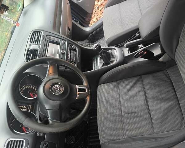 Синій Фольксваген Гольф, об'ємом двигуна 1.6 л та пробігом 340 тис. км за 7300 $, фото 6 на Automoto.ua