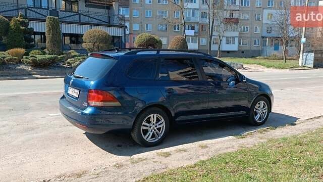 Фольксваген Гольф 2011 в Калуше на Automoto.ua Синий Фольксваген Гольф, объемом двигателя 1.6 л и пробегом 237 тыс. км за 8300 $, фото 6 на Automoto.ua