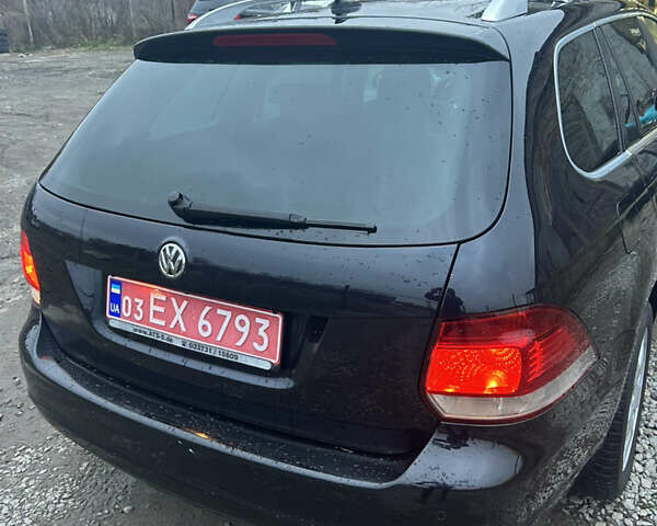 Синий Фольксваген Гольф, объемом двигателя 1.6 л и пробегом 243 тыс. км за 7850 $, фото 8 на Automoto.ua