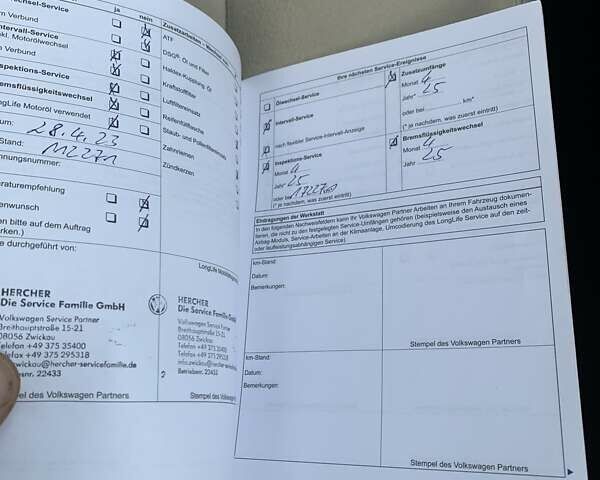 Синий Фольксваген Гольф, объемом двигателя 1.6 л и пробегом 123 тыс. км за 10999 $, фото 66 на Automoto.ua
