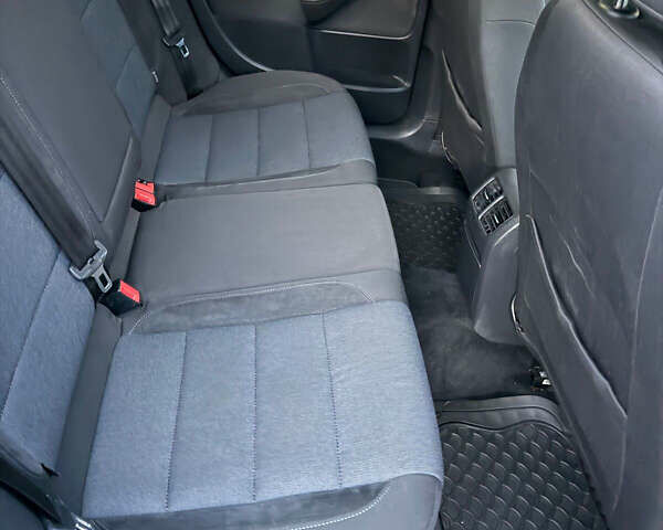 Синій Фольксваген Гольф, об'ємом двигуна 1.97 л та пробігом 177 тис. км за 9100 $, фото 11 на Automoto.ua