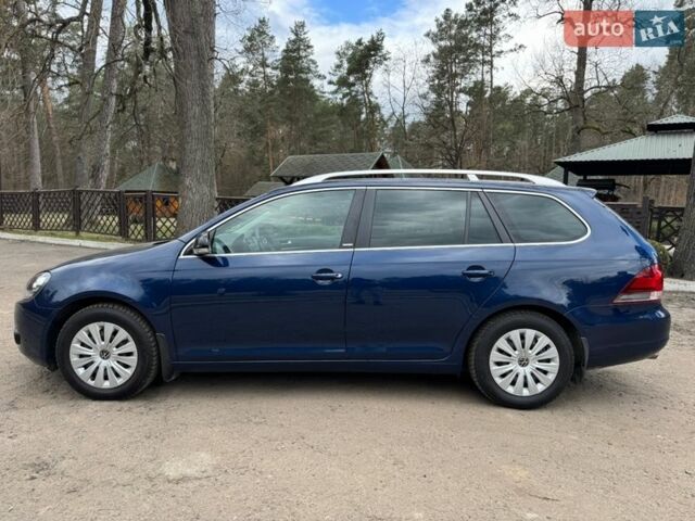 Синий Фольксваген Гольф, объемом двигателя 1.4 л и пробегом 227 тыс. км за 6800 $, фото 3 на Automoto.ua