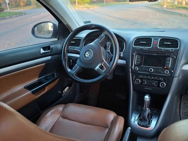 Синий Фольксваген Гольф, объемом двигателя 1.6 л и пробегом 239 тыс. км за 9100 $, фото 6 на Automoto.ua