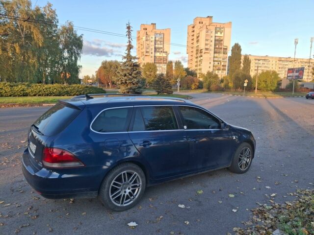 Синий Фольксваген Гольф, объемом двигателя 1.6 л и пробегом 239 тыс. км за 9100 $, фото 2 на Automoto.ua