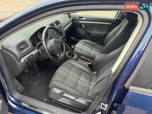 Синий Фольксваген Гольф, объемом двигателя 1.6 л и пробегом 188 тыс. км за 8499 $, фото 18 на Automoto.ua