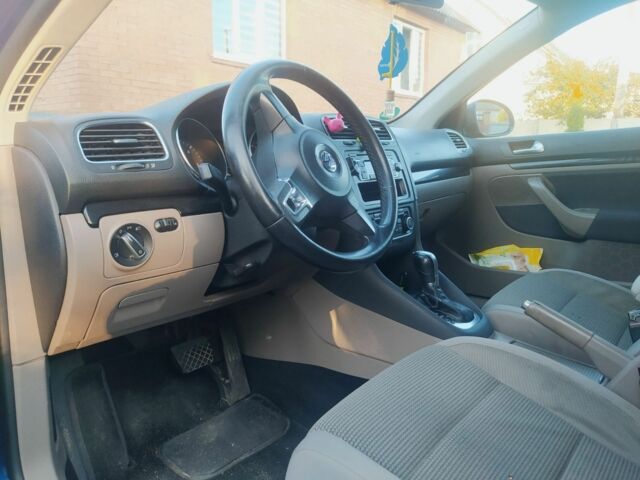 Синий Фольксваген Гольф, объемом двигателя 1.6 л и пробегом 360 тыс. км за 7000 $, фото 6 на Automoto.ua