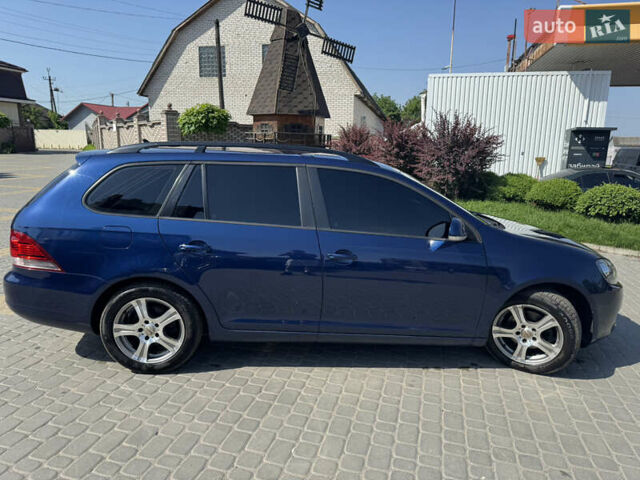 Синий Фольксваген Гольф, объемом двигателя 1.6 л и пробегом 270 тыс. км за 8500 $, фото 4 на Automoto.ua