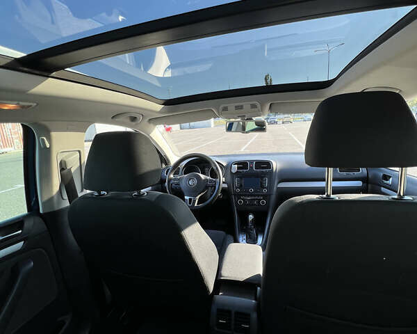 Синий Фольксваген Гольф, объемом двигателя 1.6 л и пробегом 225 тыс. км за 8800 $, фото 20 на Automoto.ua