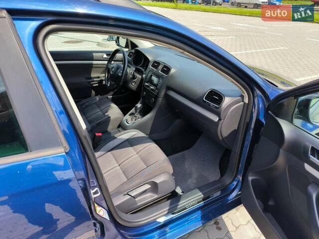Синий Фольксваген Гольф, объемом двигателя 1.6 л и пробегом 207 тыс. км за 8600 $, фото 3 на Automoto.ua
