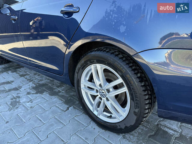 Синий Фольксваген Гольф, объемом двигателя 2 л и пробегом 340 тыс. км за 12000 $, фото 6 на Automoto.ua