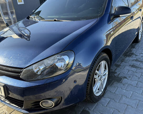 Синий Фольксваген Гольф, объемом двигателя 2 л и пробегом 340 тыс. км за 12000 $, фото 11 на Automoto.ua