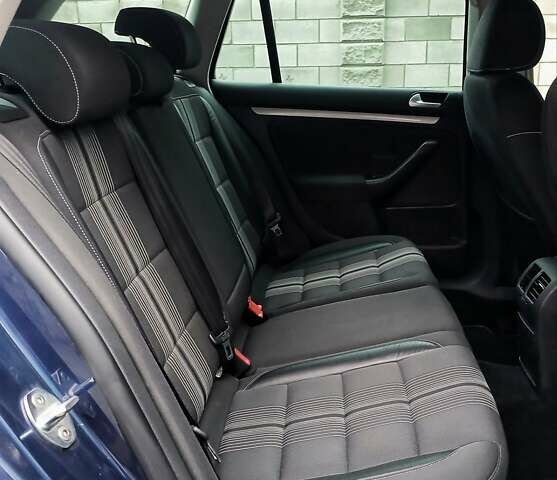 Синий Фольксваген Гольф, объемом двигателя 1.4 л и пробегом 168 тыс. км за 7600 $, фото 20 на Automoto.ua