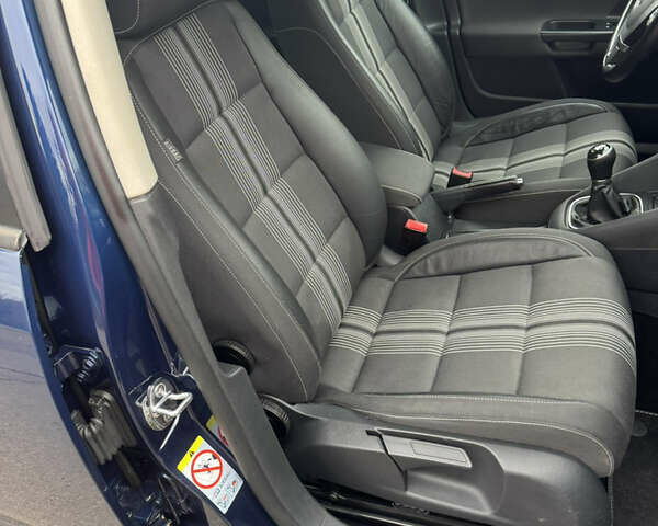 Синий Фольксваген Гольф, объемом двигателя 1.6 л и пробегом 188 тыс. км за 8499 $, фото 45 на Automoto.ua